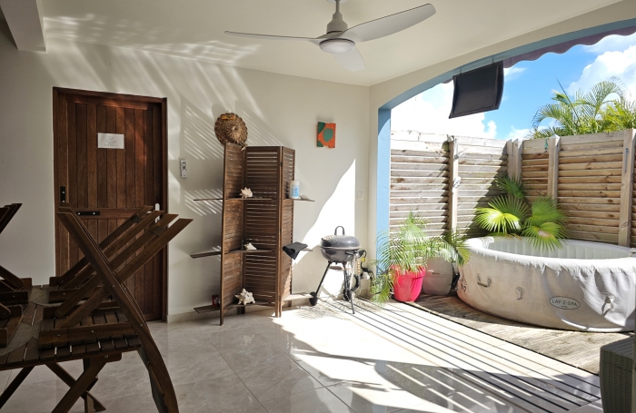 VILLA  T3 AVEC PISCINE + T2 INDEPENDANT