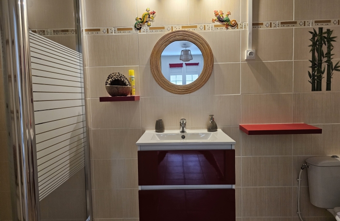 VILLA  T3 AVEC PISCINE + T2 INDEPENDANT