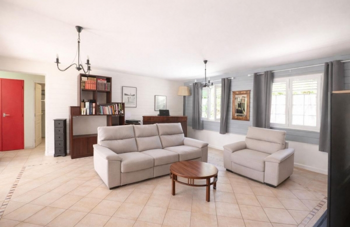 Vente Maison 106m&sup2; 5 pièces Sainte Luce