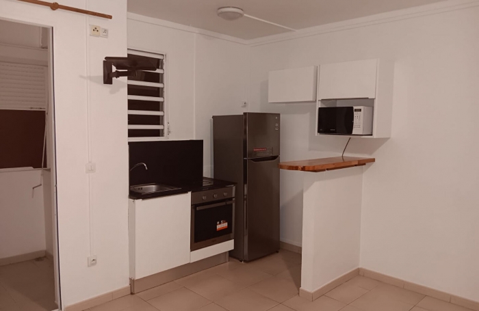 Location Appartement 30m&sup2; 1 pi&egrave;ce Fort de france