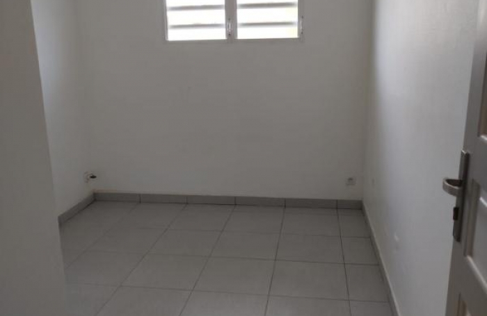 Location Maison 73m&sup2; 3 pièces Sainte Anne