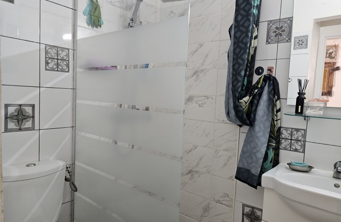 CHARMANT T2 MEUBLE A 40M DE LA PLAGE