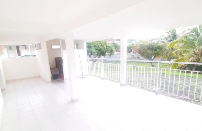 Vente Maison 169m&sup2; 8 pi&egrave;ces Le Vauclin