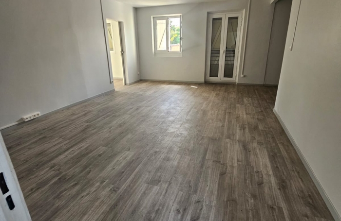 Basse-Pointe   Vue mer   Bien mixte habitation / professionnel