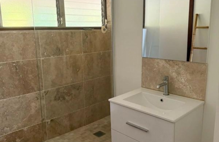 Vente Maison 55.52m&sup2; 3 pièces Rivi&egrave;re Sal&eacute;e