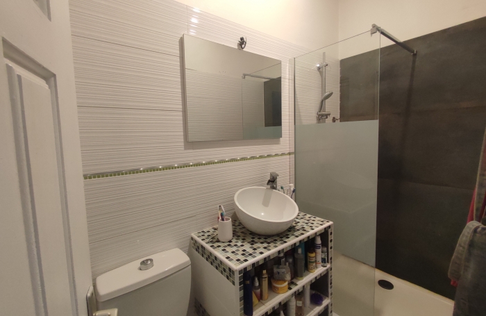 Jolie Villa avec piscine privative - secteur LAMENTIN/SAINT-JOSEPH- toutes charges comprises.