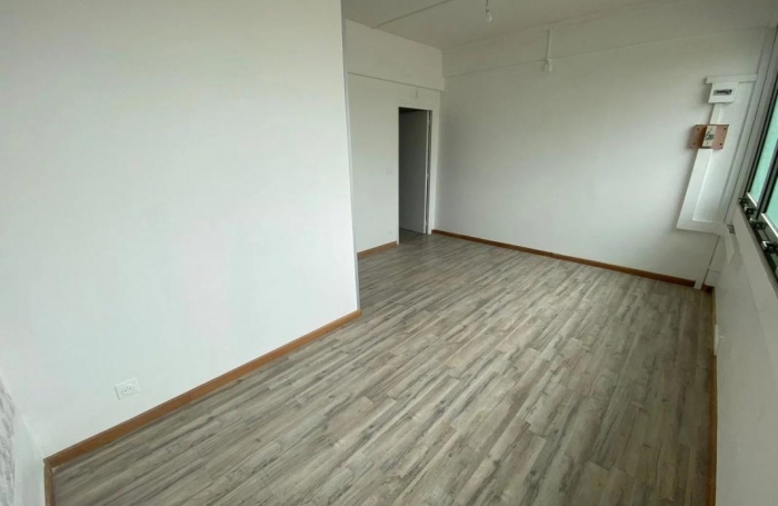 Vente Bureaux 40m&sup2; 3 pièces Le Lamentin