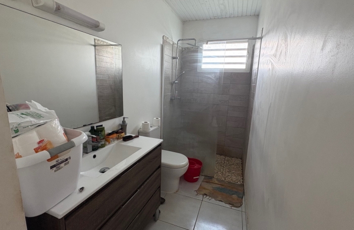 Maison r&eacute;cente de plain-pied - lou&eacute;e non meubl&eacute;- Le Robert