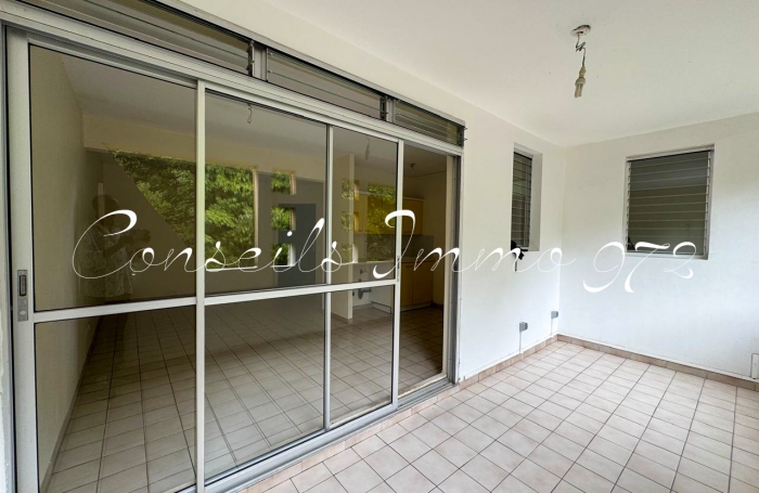 &Agrave; louer   Appartement T2 avec balcon   Terreville - Sch&oelig;lcher