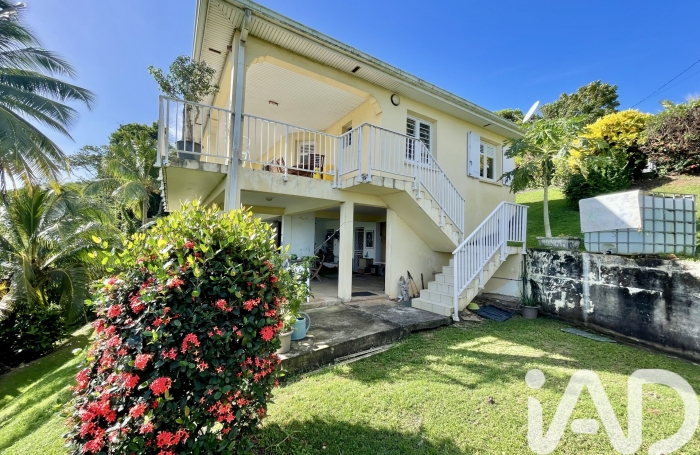Vente Maison 97m&sup2; 5 pièces La Trinit&eacute;