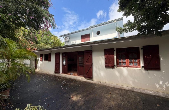 Vente Maison 109.4m&sup2; 4 pièces Rivi&egrave;re Sal&eacute;e