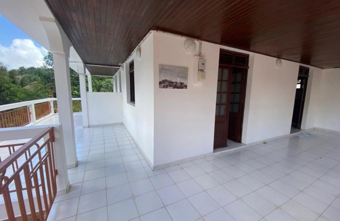 Location Appartement 85m&sup2; 3 pièces Sainte Marie