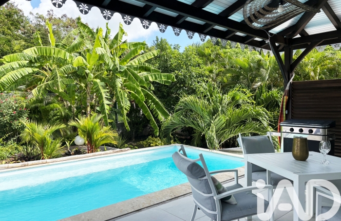 Vente Divers 173m&sup2; 5 pièces Sainte Anne