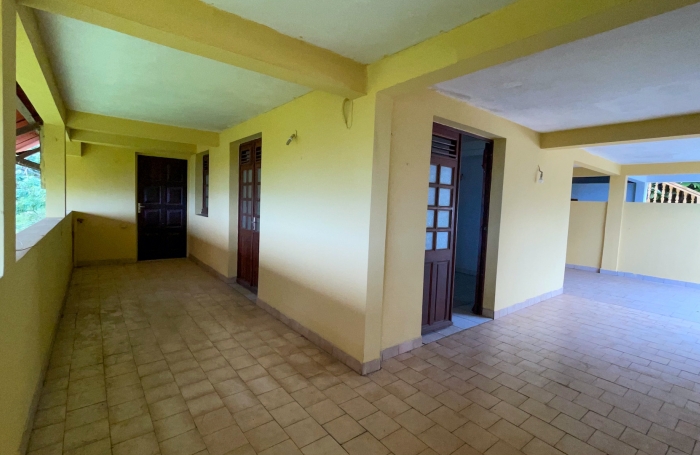 Appartement T4 avec Vue Imprenable sur la Baie   Le Marin