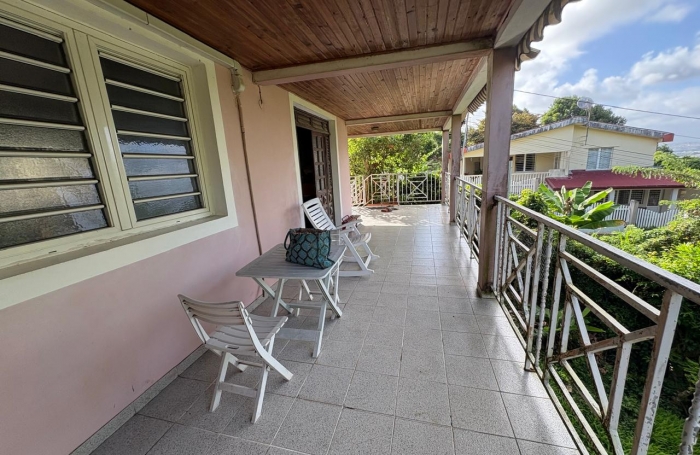 Spacieuse Maison F4 proche de toutes commodit&eacute;s - DUCOS