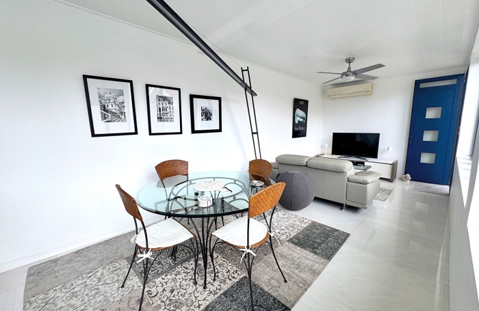 Vente Maison 255m&sup2; 7 pi&egrave;ces La Trinit&eacute;