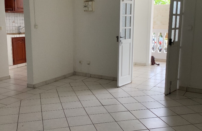 Location Appartement 68m&sup2; 3 pi&egrave;ces Saint-Joseph