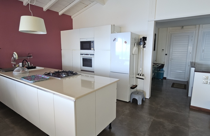 Magnifique propri&eacute;t&eacute; avec vue mer imprennable