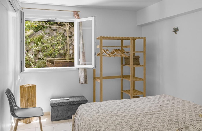 Villa T5 comprenant T2 ind&eacute;pendant