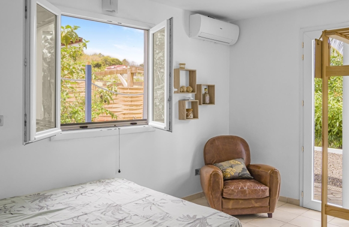 Villa T5 comprenant T2 ind&eacute;pendant