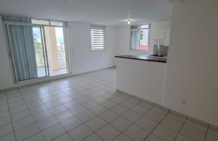Vente Appartement 60.72m&sup2; 3 pi&egrave;ces Fort de france