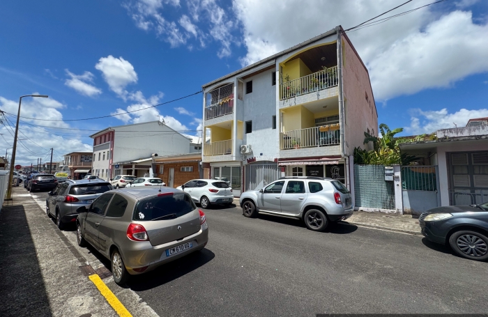 Local commercial 26 m2 - Rivi&egrave;re-Sal&eacute;e