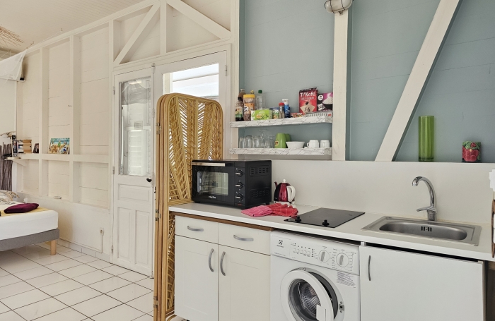 VILLA CREOLE 4 LOGEMENTS VUE MER