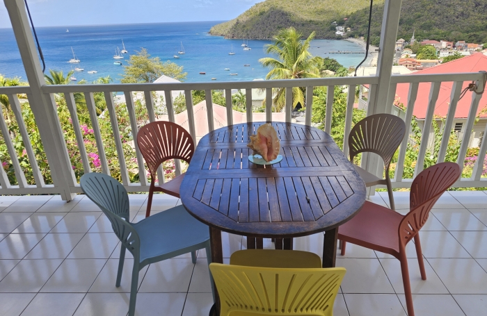 VILLA CREOLE 4 LOGEMENTS VUE MER