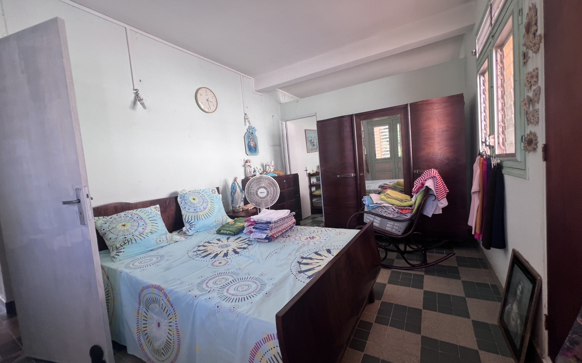  Trinit&eacute; bourg- Villa 4 chambres avec grands volumes - 390K&euro;