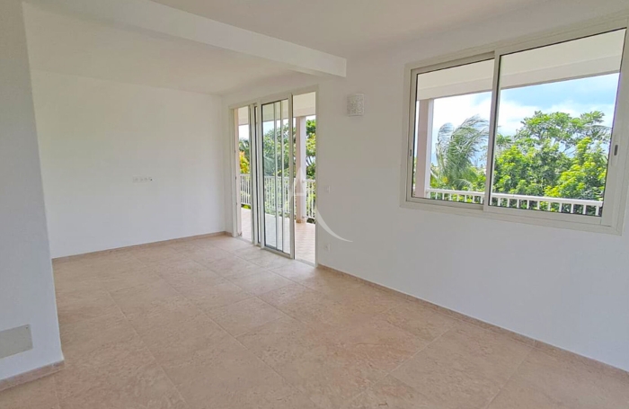 Vente Maison 250m&sup2; 7 pi&egrave;ces Le Lamentin