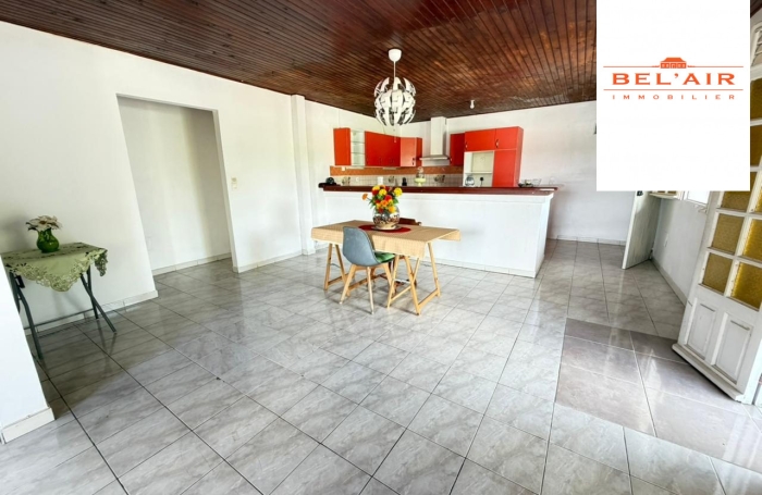 Vente Maison 238.63m&sup2; 6 pièces Sainte Luce