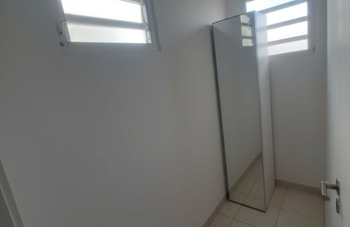 Location Appartement 72.16m&sup2; 3 pi&egrave;ces Ducos