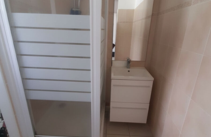 Location Appartement 72.16m&sup2; 3 pi&egrave;ces Ducos