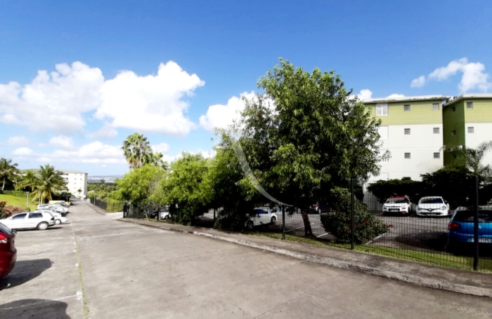 Location Appartement 72.16m&sup2; 3 pi&egrave;ces Ducos