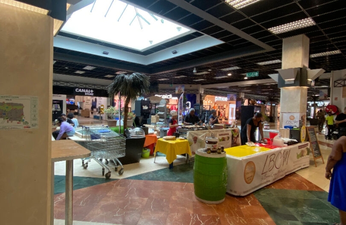 Vente Local commercial 66m&sup2; Le Lamentin