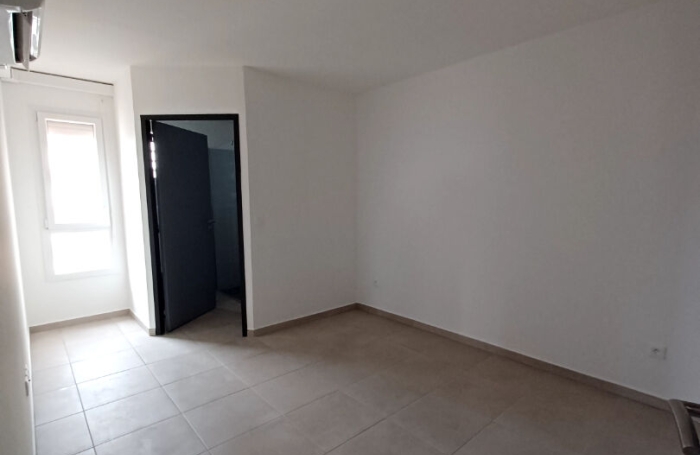 Location Appartement 75m&sup2; 3 pi&egrave;ces Le Lamentin