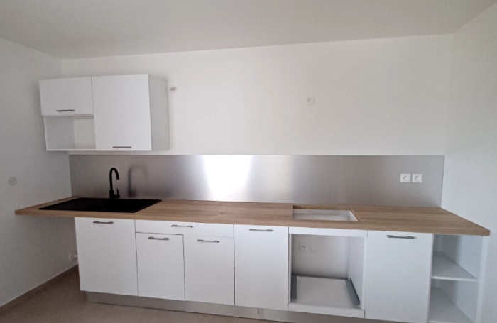 Location Appartement 75m&sup2; 3 pi&egrave;ces Le Lamentin