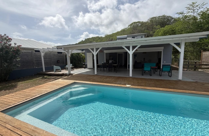 Villa T4 moderne r&eacute;cente jardin et piscine