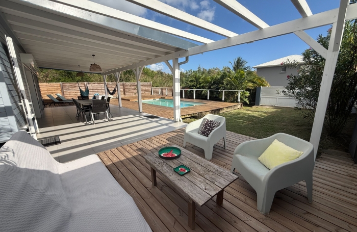 Villa T4 moderne r&eacute;cente jardin et piscine