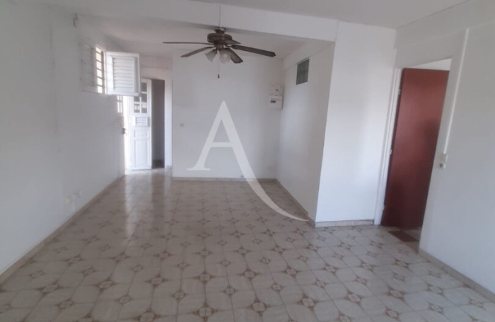 Location Appartement 58.76m&sup2; 3 pi&egrave;ces Fort de france