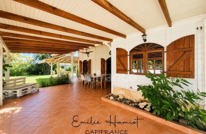 Vente Maison 141m&sup2; 7 pièces Saint Pierre