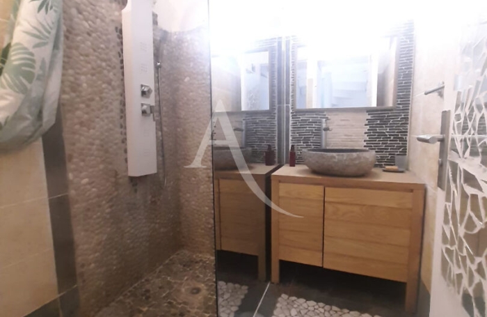 Location Maison 76.53m&sup2; 4 pi&egrave;ces Case-Pilote