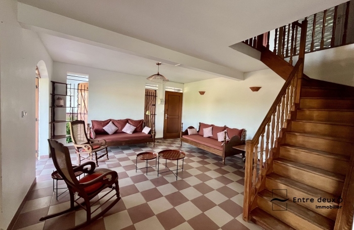 Location Maison 140.00m&sup2; 7 pièces Les Trois Ilets