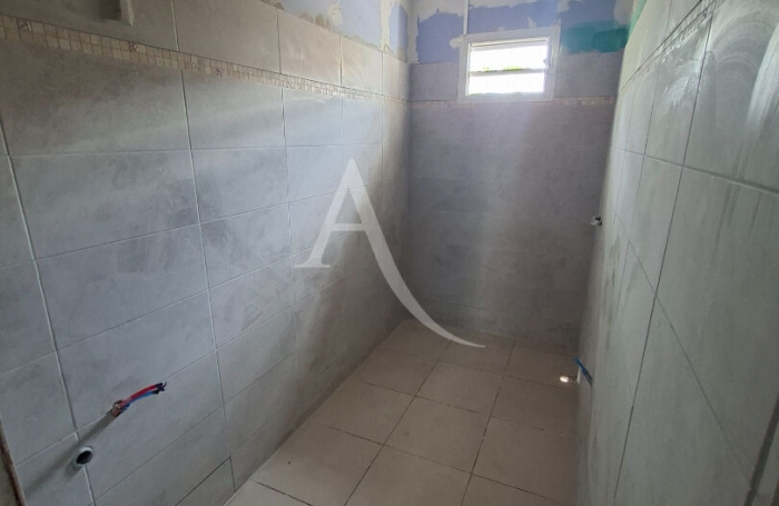 Vente Immeuble 4 pi&egrave;ces Fort de france