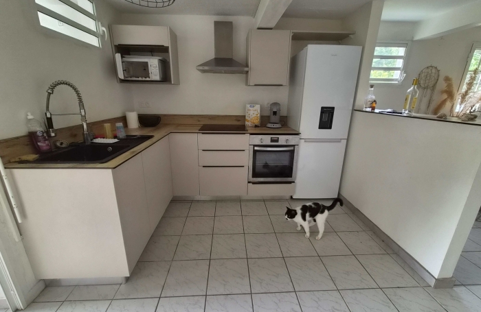 Joli appartement F3 meubl&eacute; au calme