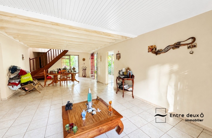 Vente Maison 226.00m&sup2; 7 pièces Le Lamentin