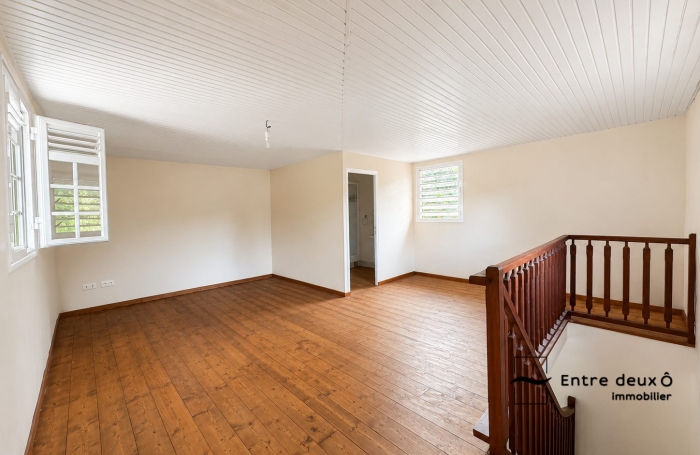 Vente Maison 226.00m&sup2; 7 pièces Le Lamentin