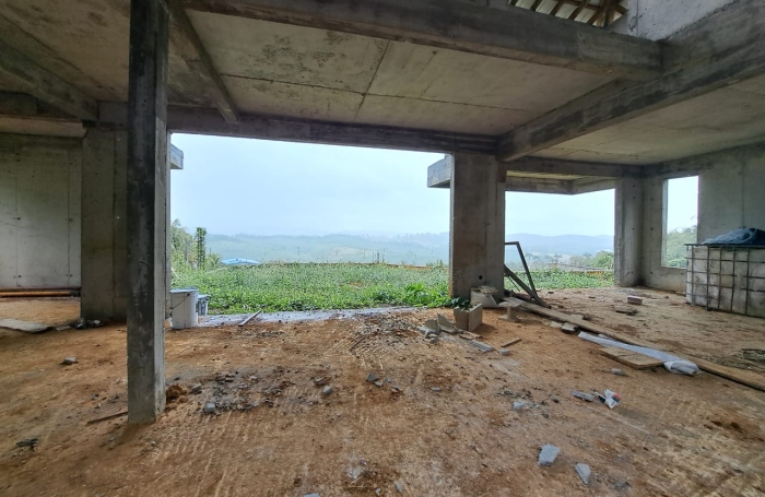 Maison neuve &agrave; terminer   Le Fran&ccedil;ois