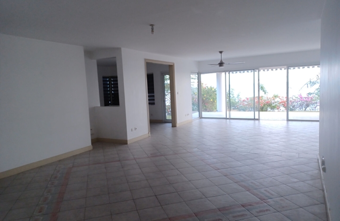 Location Appartement 170m&sup2; 5 pi&egrave;ces Schoelcher