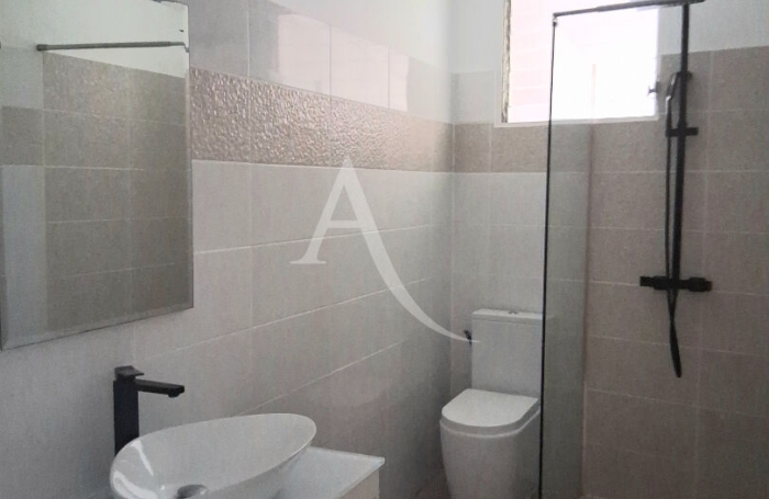 Location Appartement 67.79m&sup2; 3 pi&egrave;ces Saint-Esprit